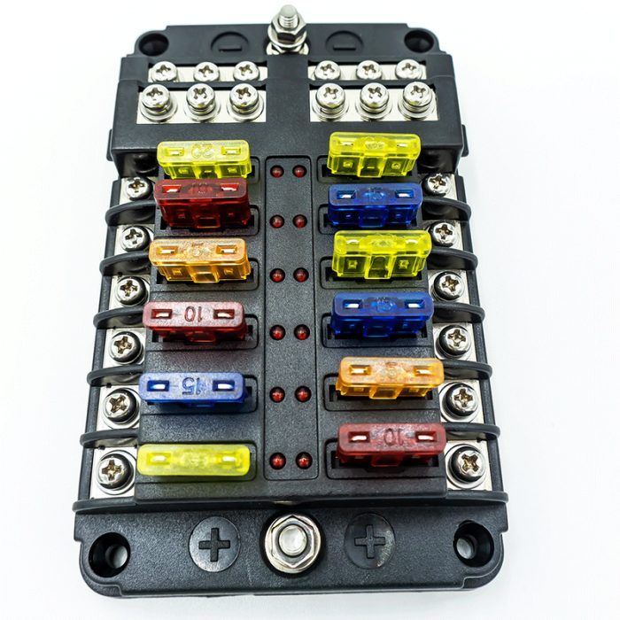 wattstundez-plus-distributor-12-mit-je-4x-5a-10a-15a-20a-flachsicherungen_7 Plus Distributor 12 mit - Image 3