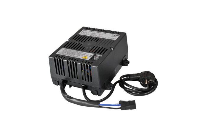 CB500-LT switching battery chargers - Image 1